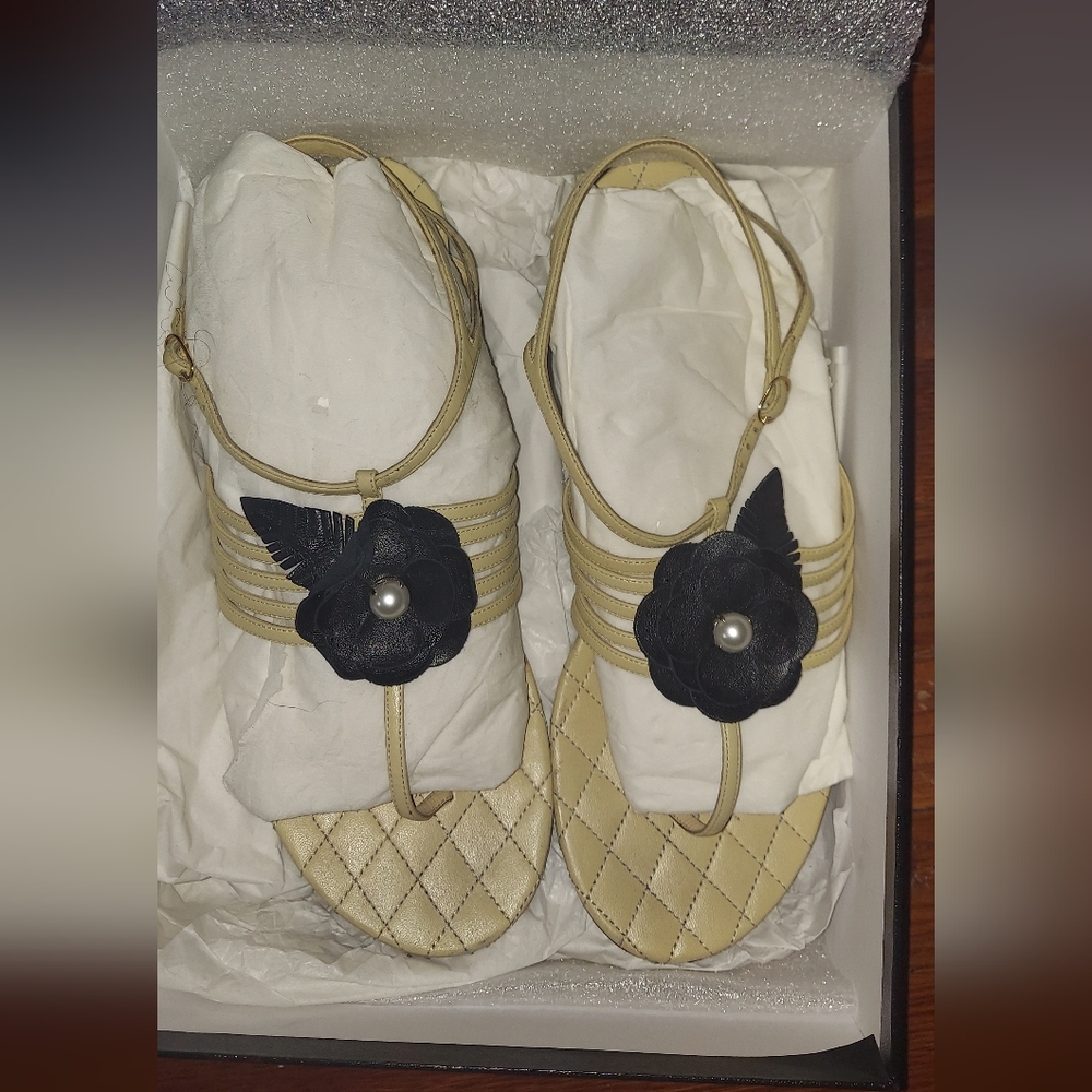 Authentic Chanel Tan Lambskin Thong Sandals w/box and dust bags. Good Condition!